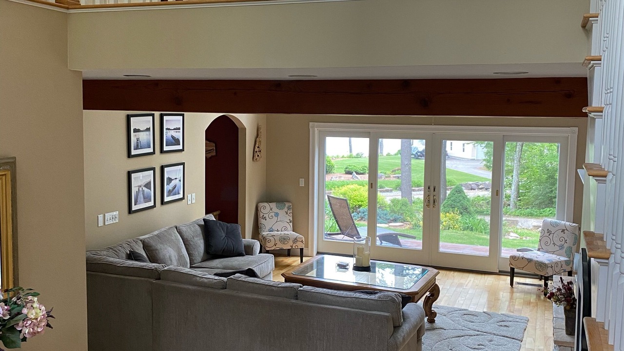 Photo of Livingroom in Moultonborough