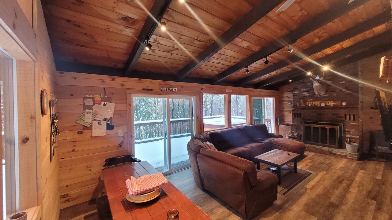 Photo of Livingroom in Ludlow