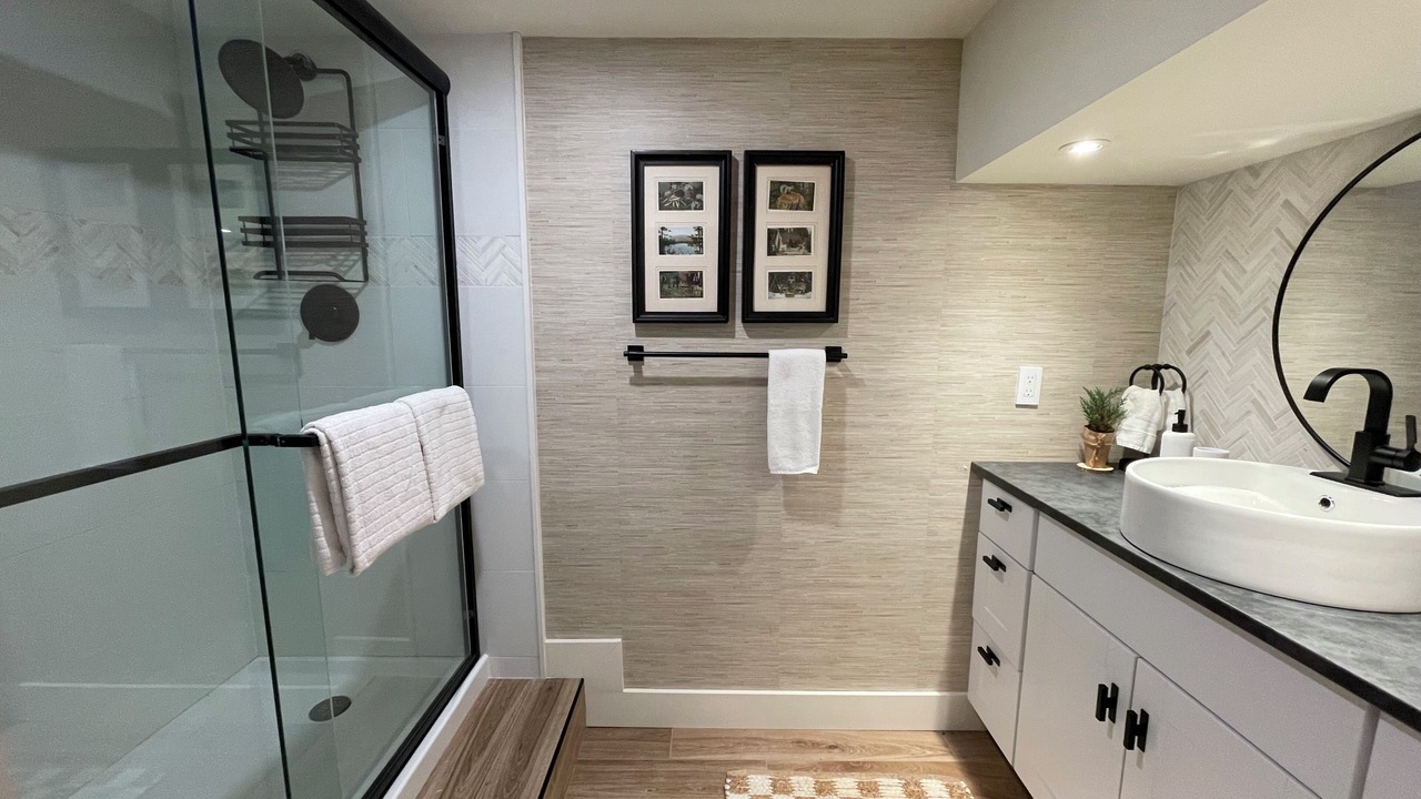 Photo of Bathroom in Embden