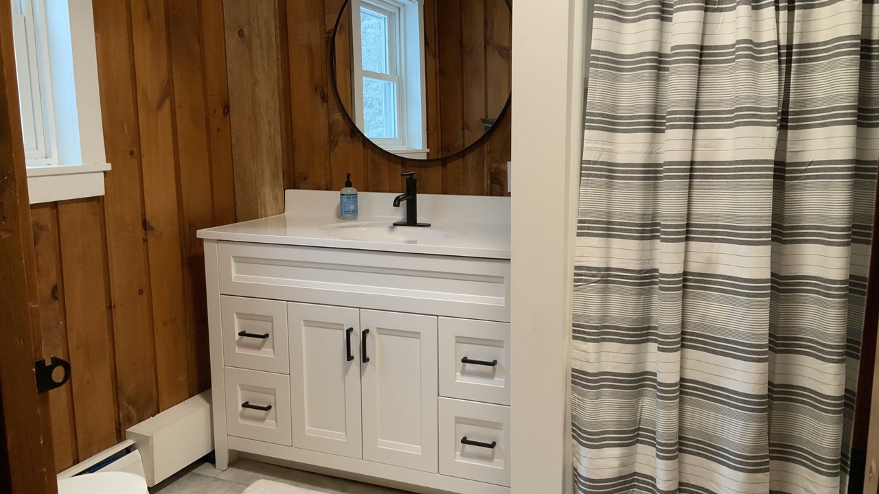 Photo of Bathroom in East Burke