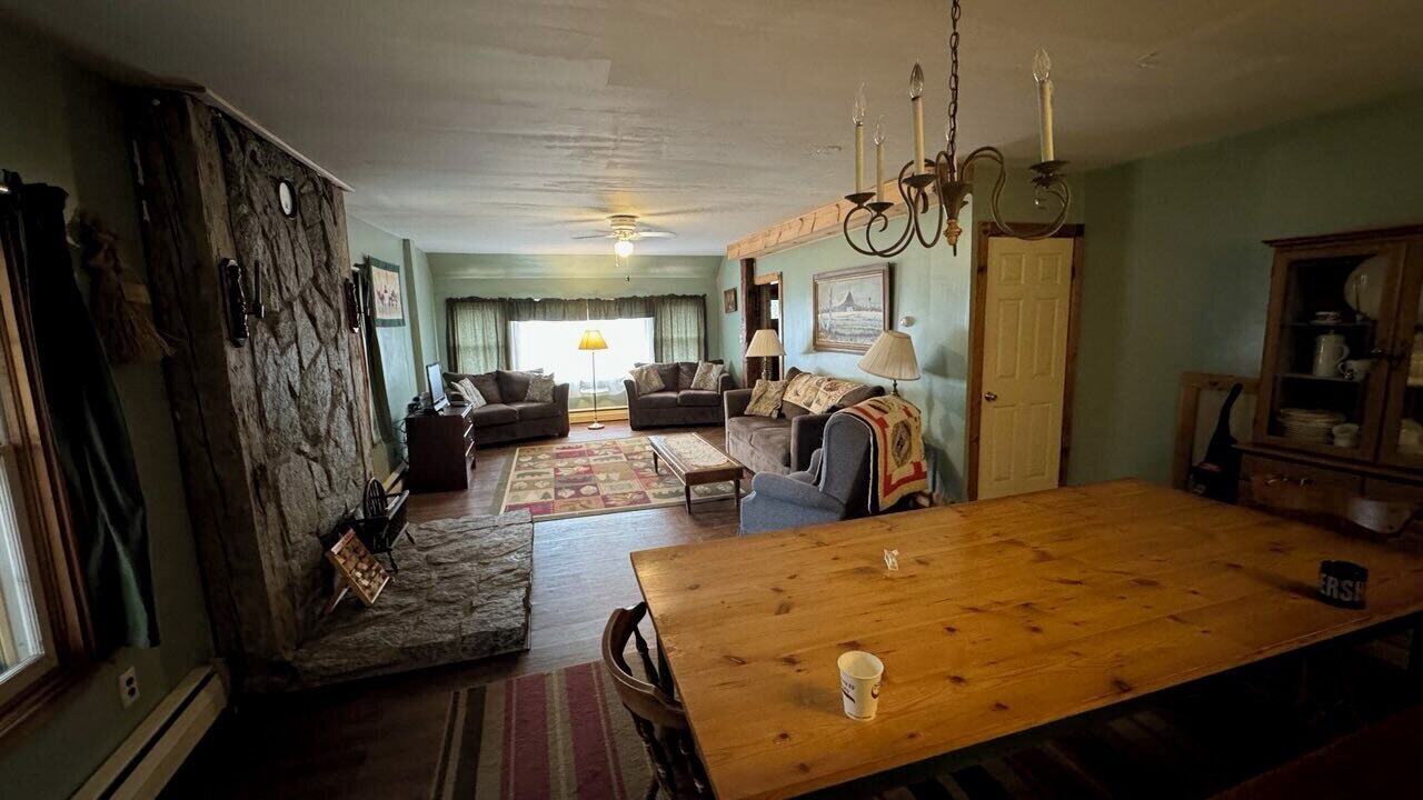 Photo of Livingroom in North River