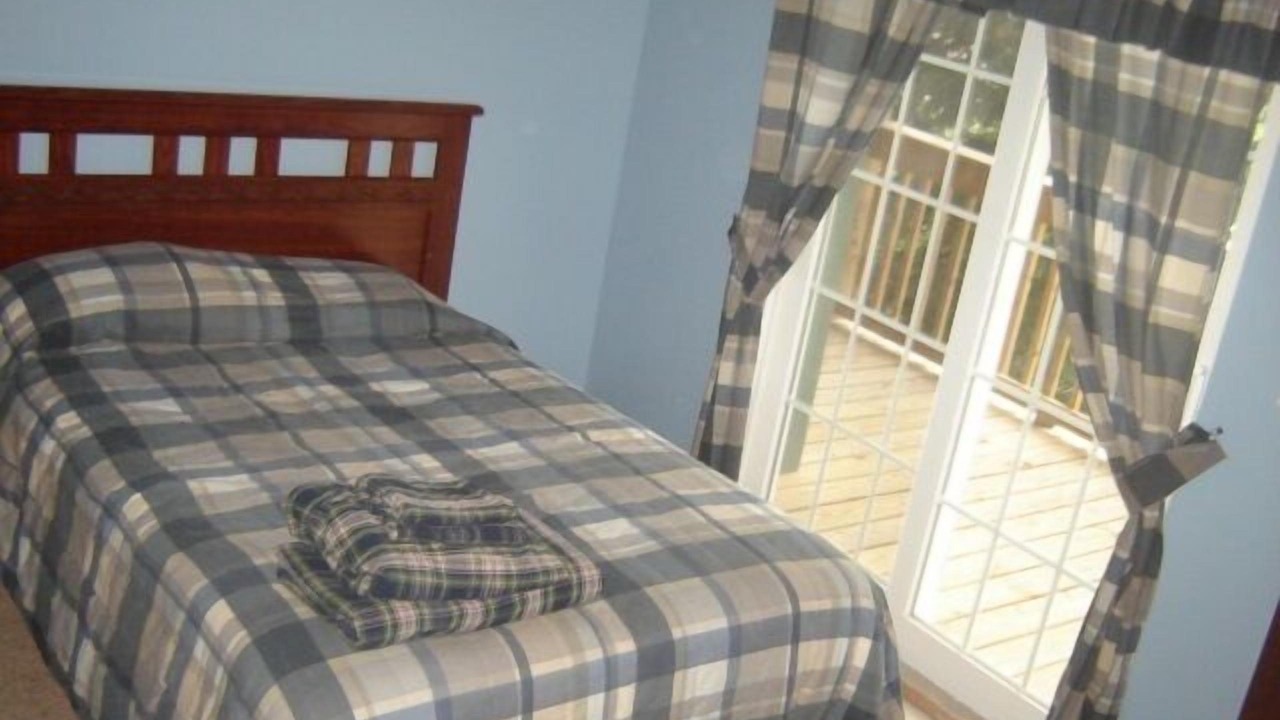 Photo of Bedroom in North River