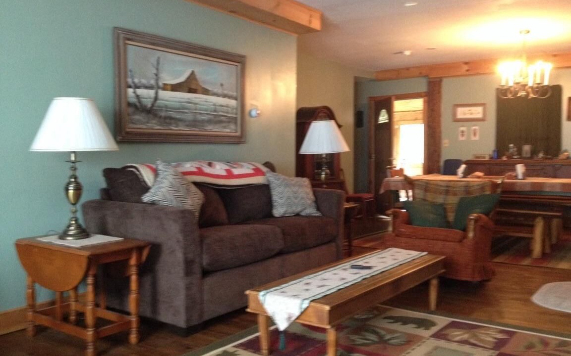 Photo of Livingroom in North River