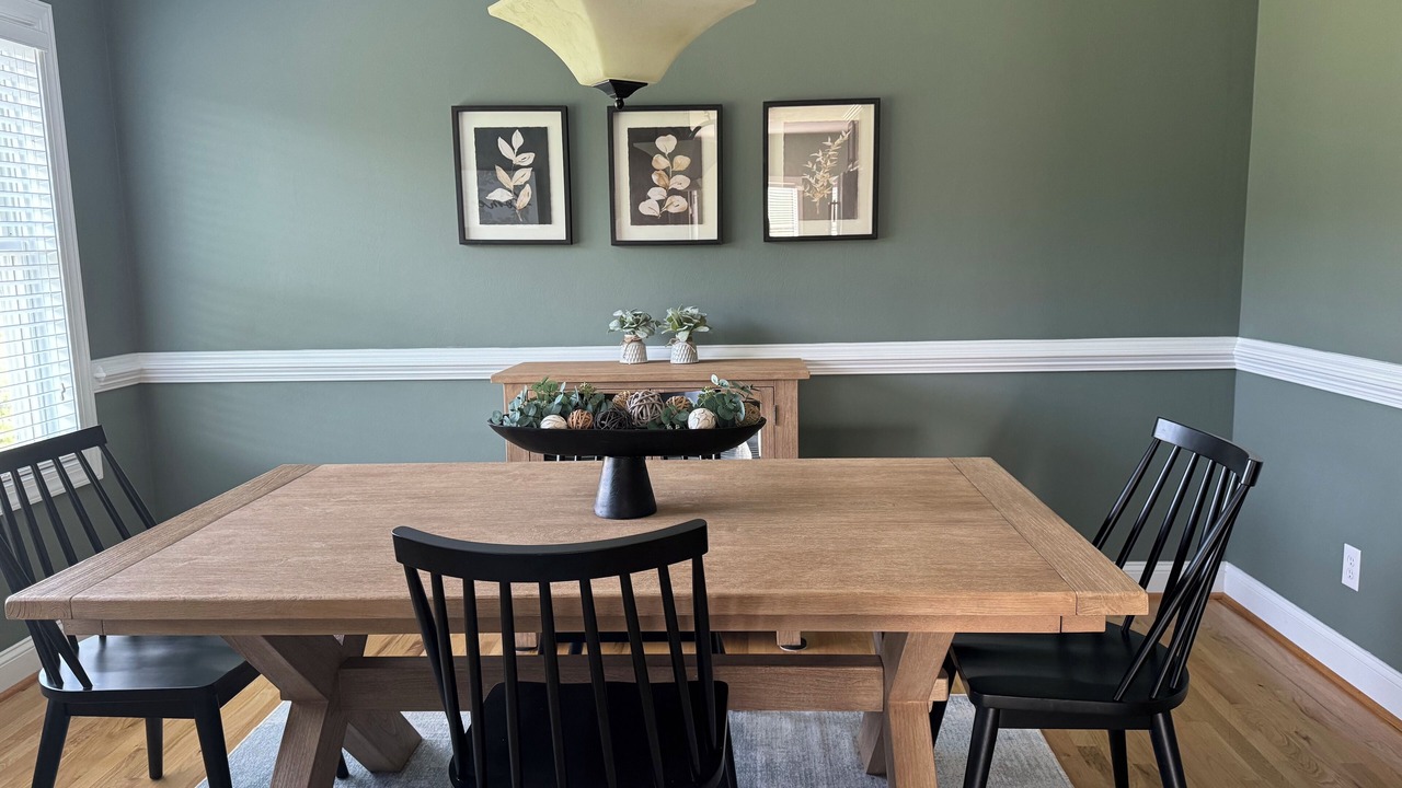 Photo of Livingroom in Blacksburg