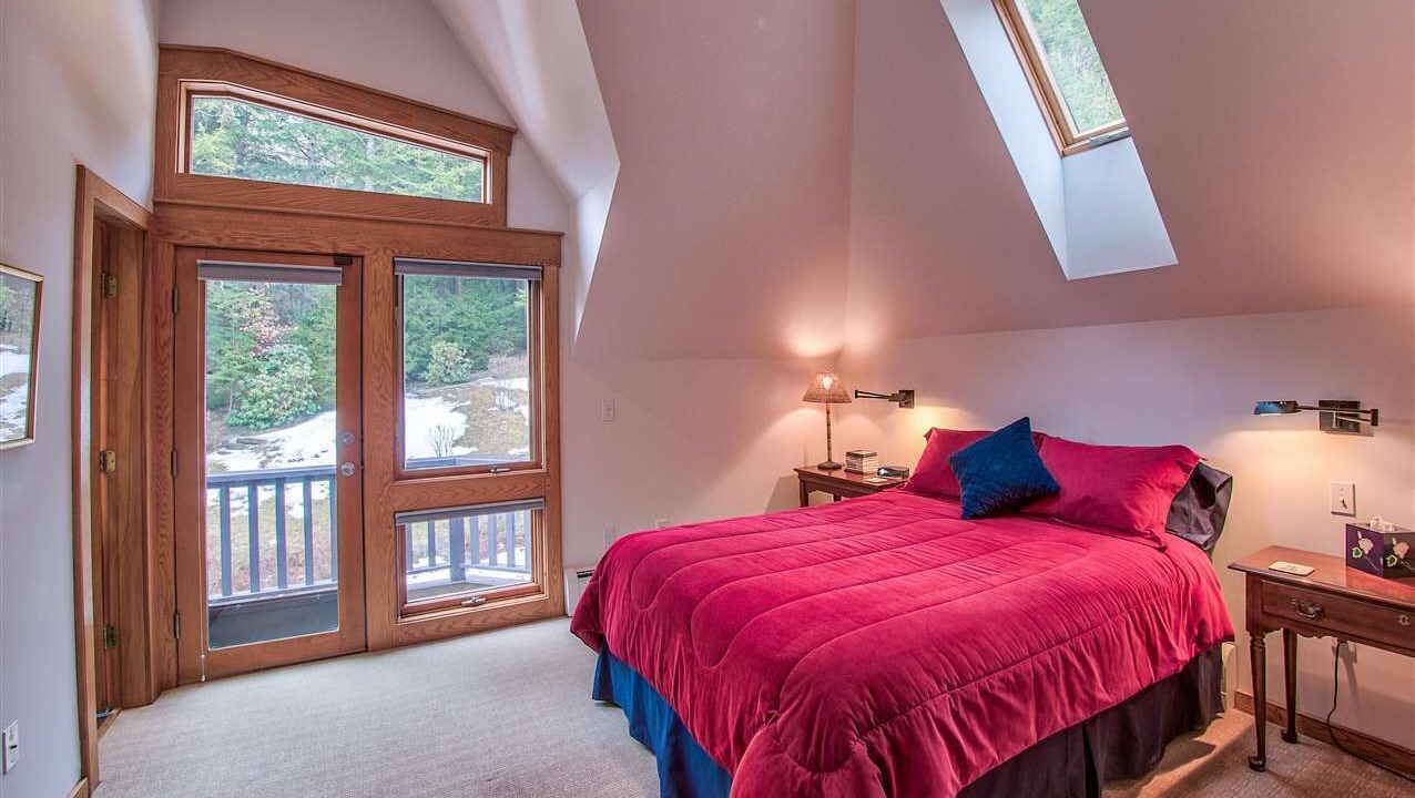 Photo of Bedroom in Stowe Hollow