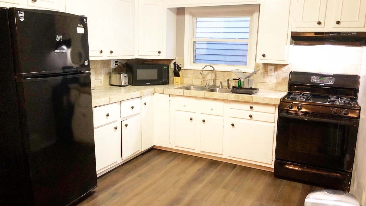 Photo of Kitchen in Front Park