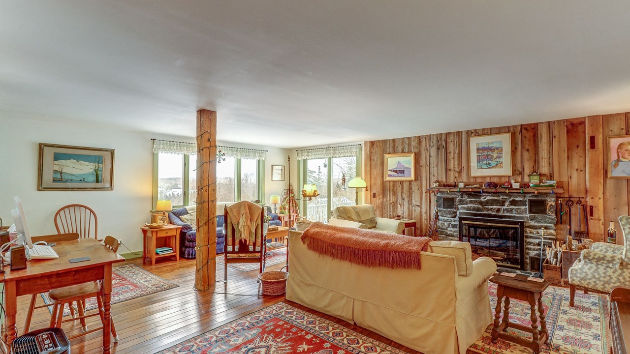 Photo of Livingroom in Mount Holly