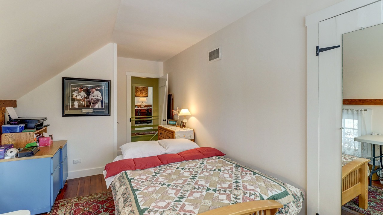 Photo of Bedroom in Mount Holly