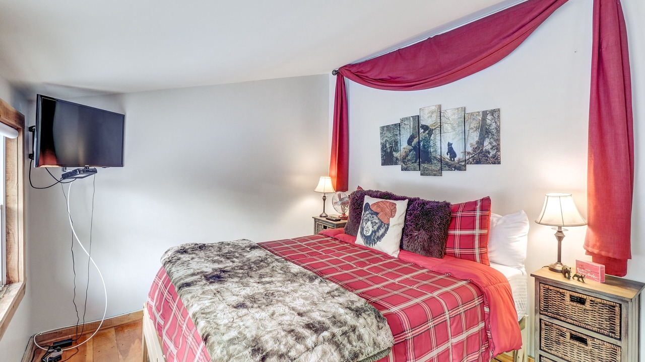 Photo of Bedroom in Cavendish