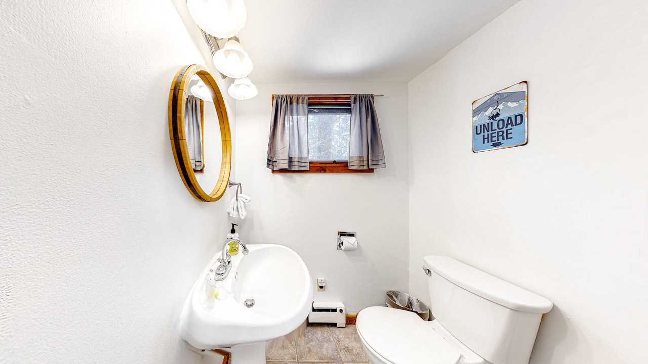 Photo of Bathroom in Warren