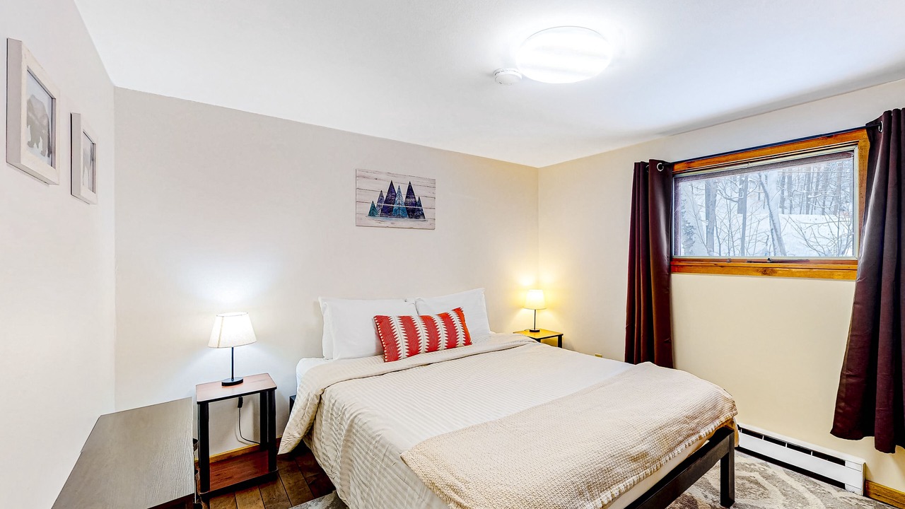 Photo of Bedroom in Warren