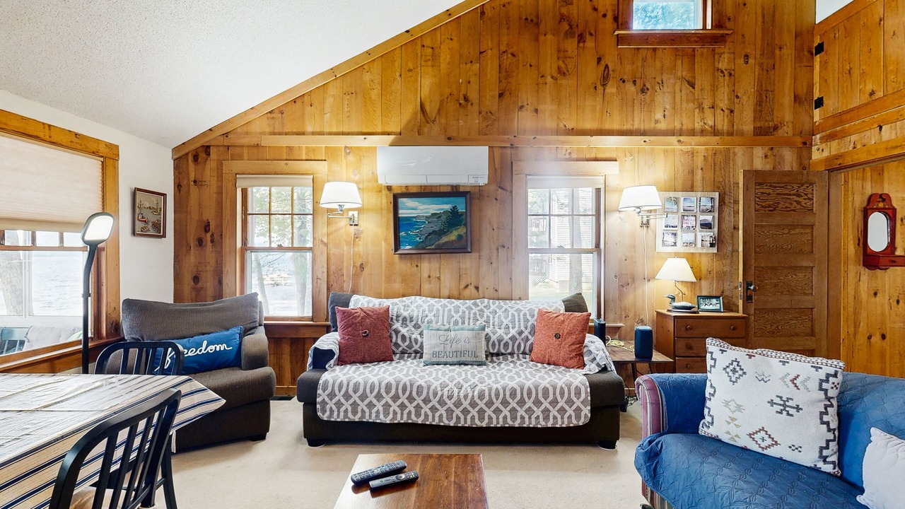 Photo of Livingroom in Freedom