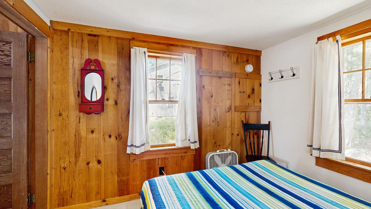 Photo of Bedroom in Freedom