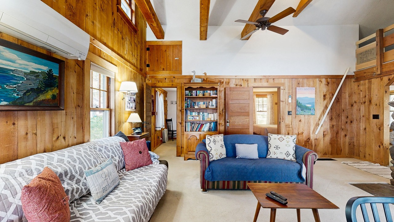 Photo of Livingroom in Freedom