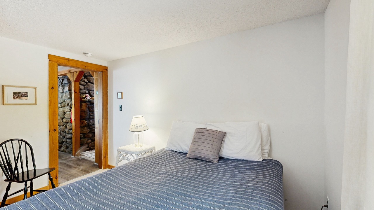 Photo of Bedroom in Freedom