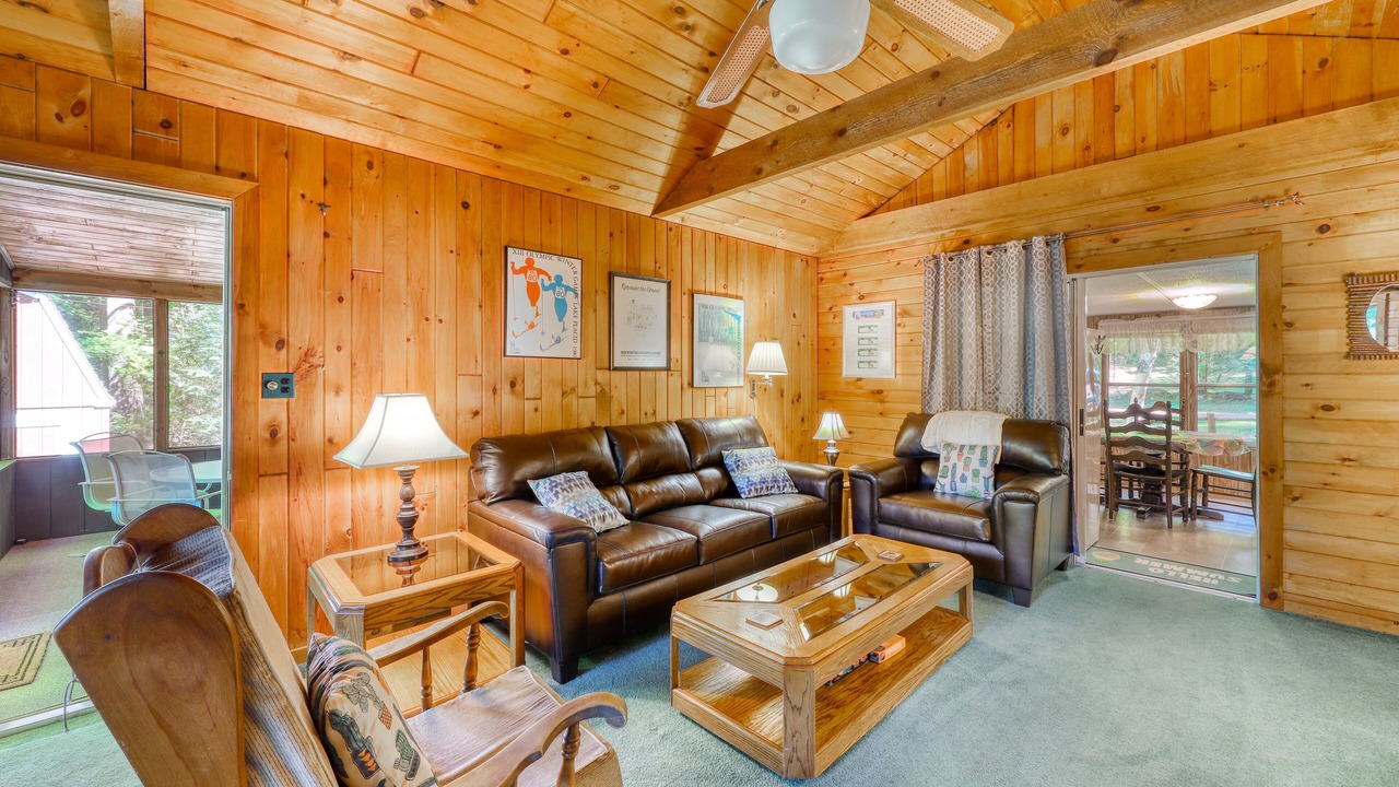 Photo of Livingroom in Brant Lake