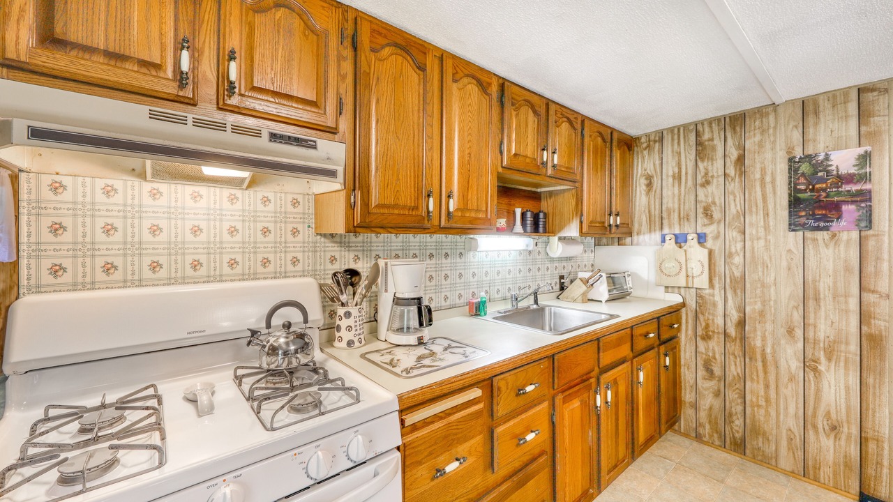 Photo of Kitchen in Brant Lake
