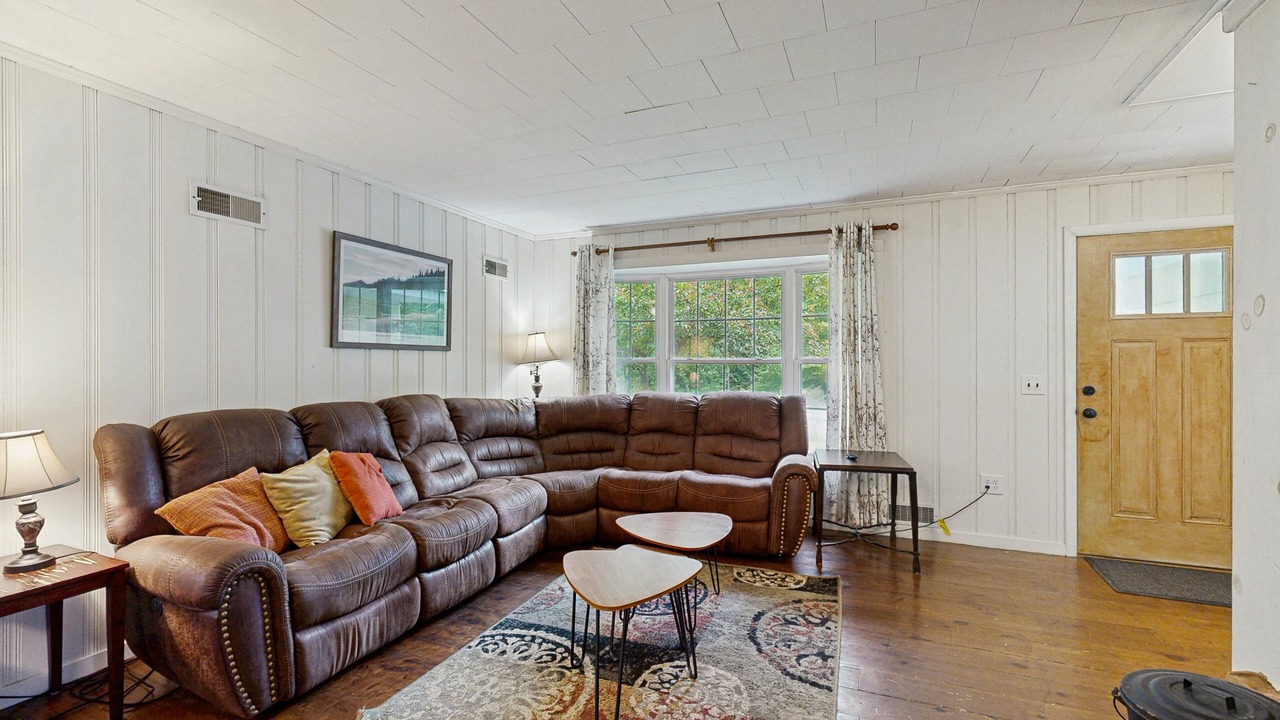 Photo of Livingroom in North Conway