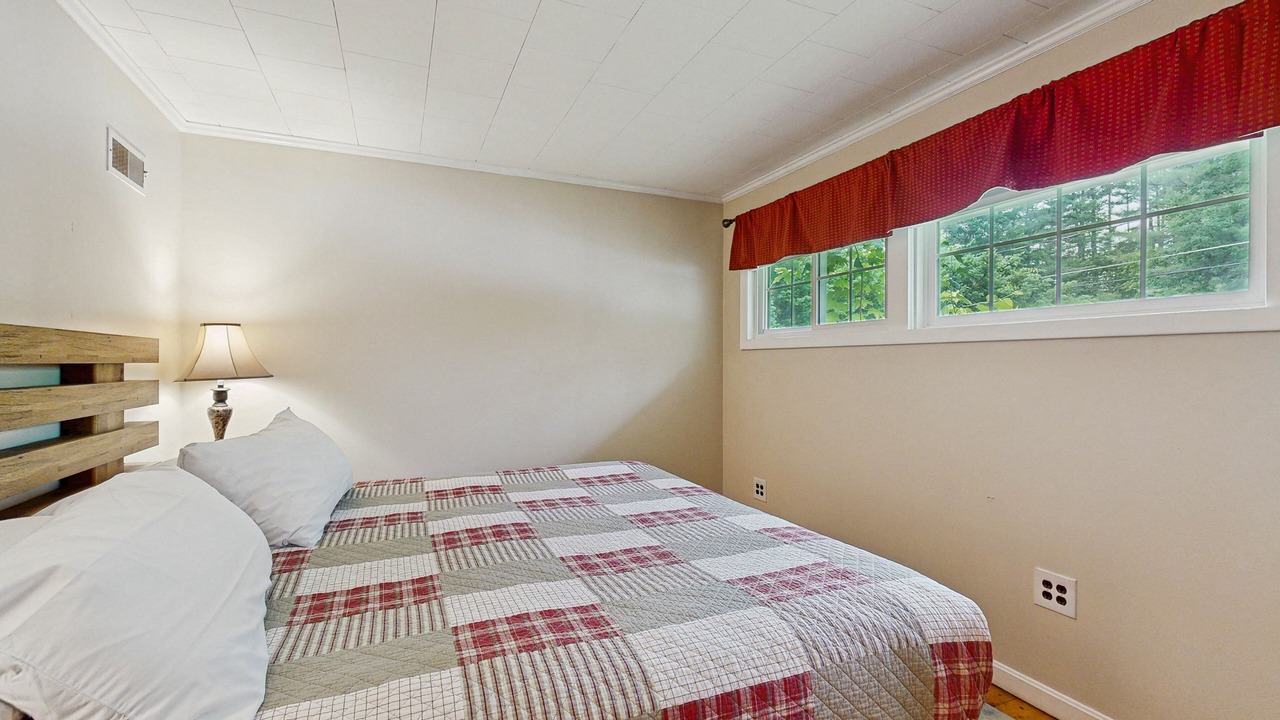 Photo of Bedroom in North Conway