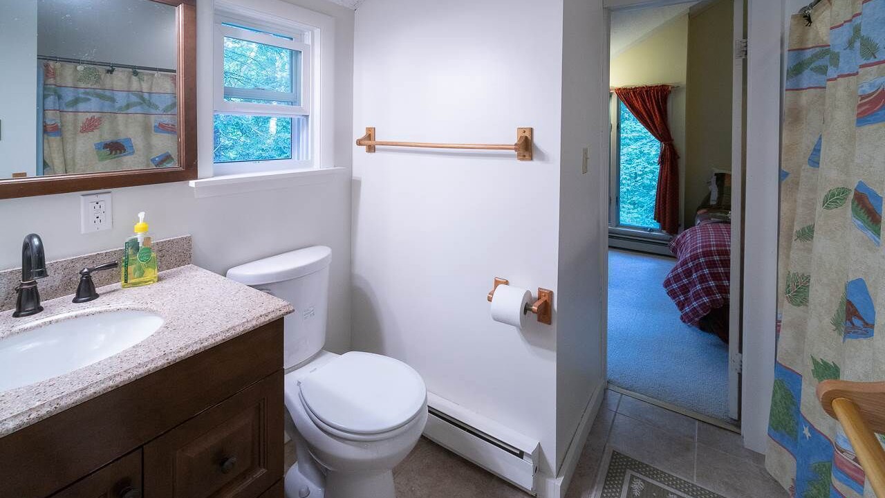 Photo of Bathroom in Campton