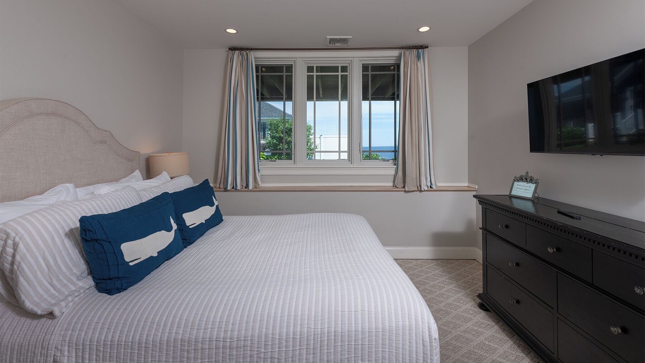 Photo of Bedroom in York Beach