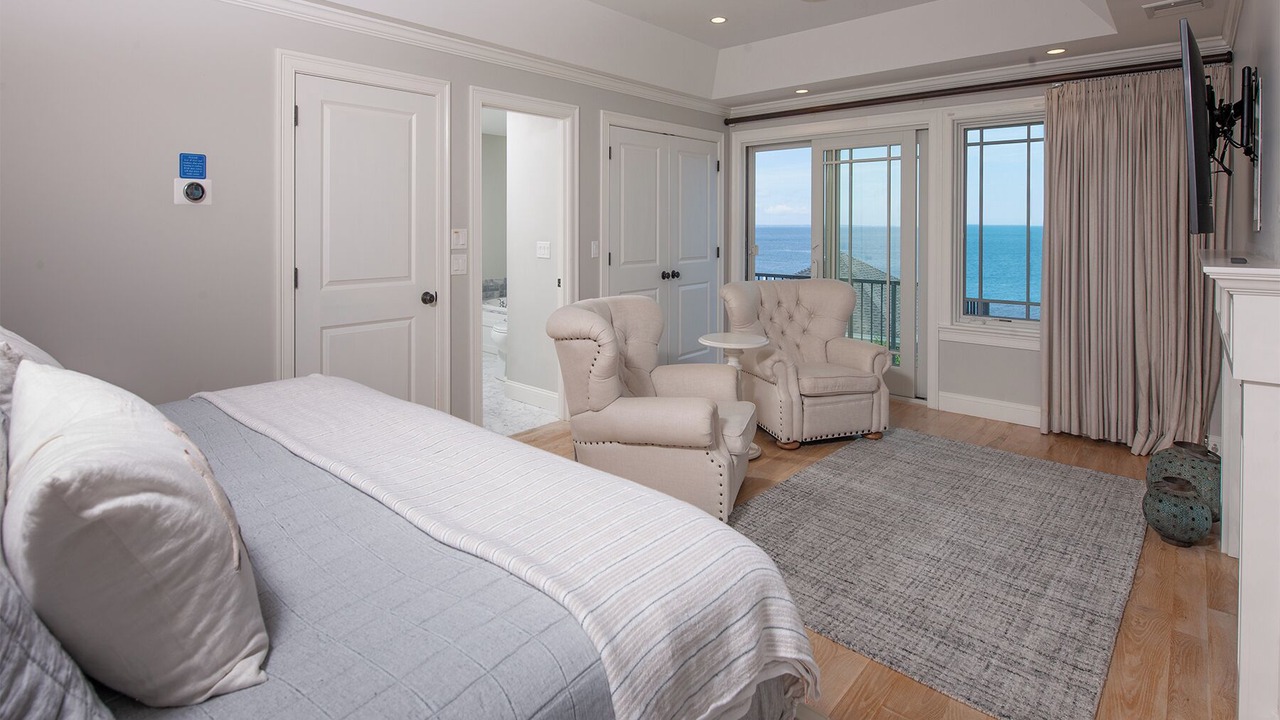 Photo of Bedroom in York Beach