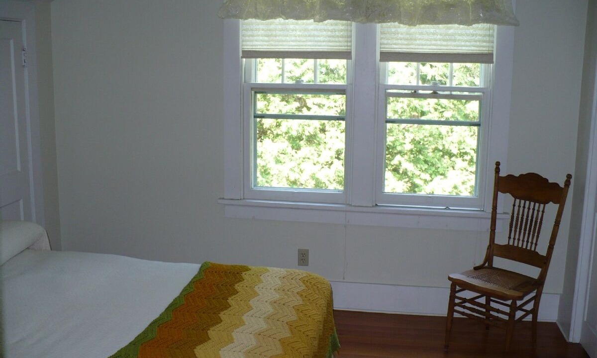 Photo of Bedroom in Saratoga Springs