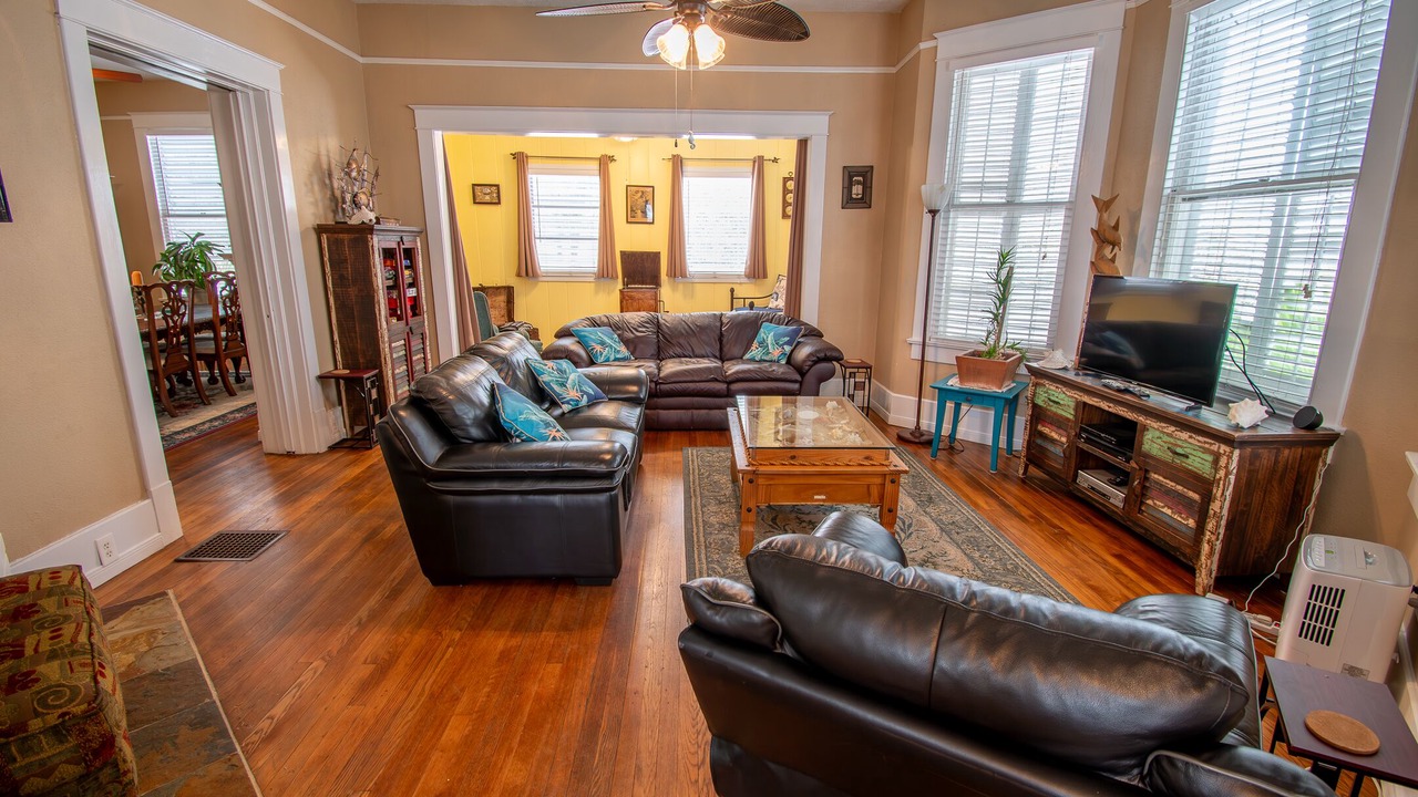 Photo of Bedroom in San Jacinto