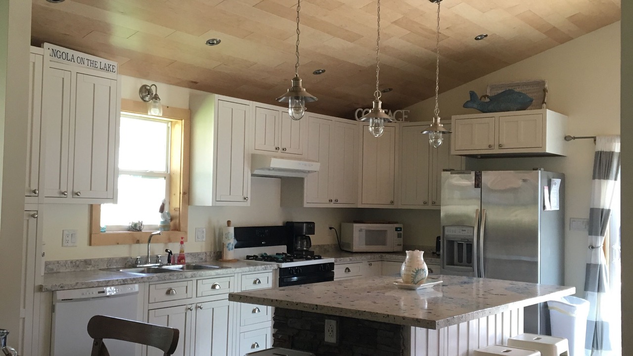 Photo of Kitchen in Lake Erie Beach