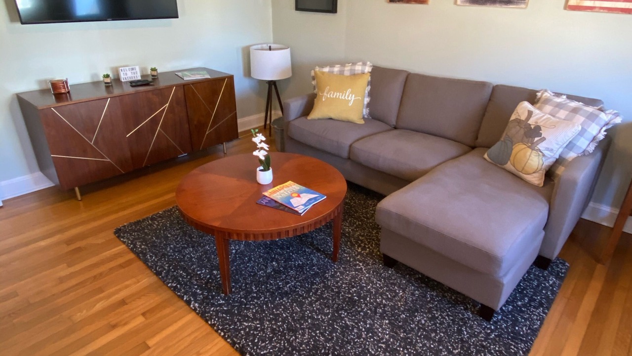 Photo of Livingroom in Oyster Harbor