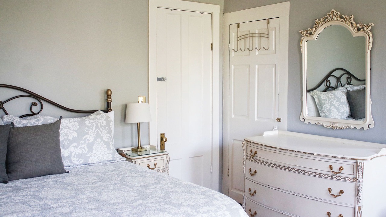 Photo of Bedroom in Salem