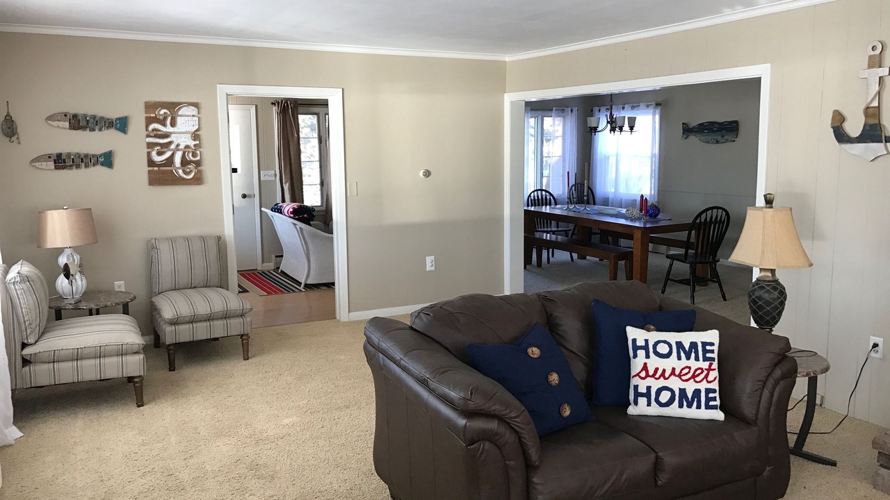 Photo of Livingroom in Melrose Park