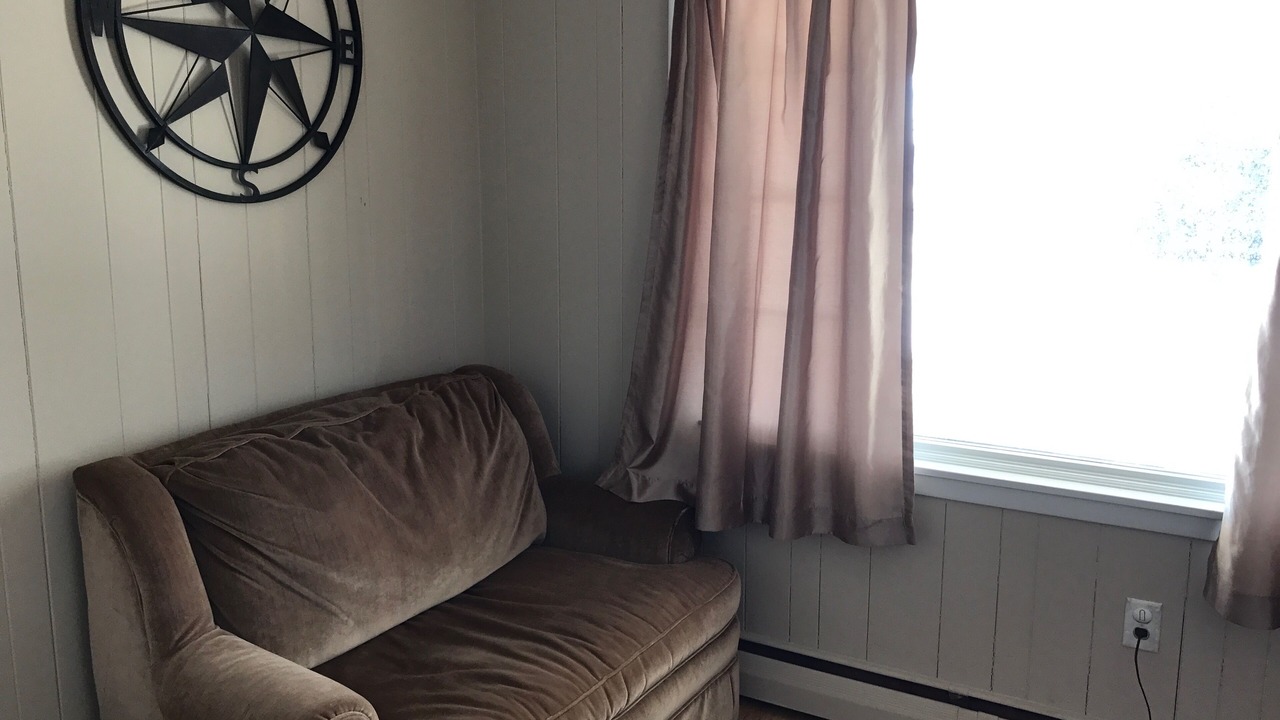 Photo of Livingroom in Melrose Park
