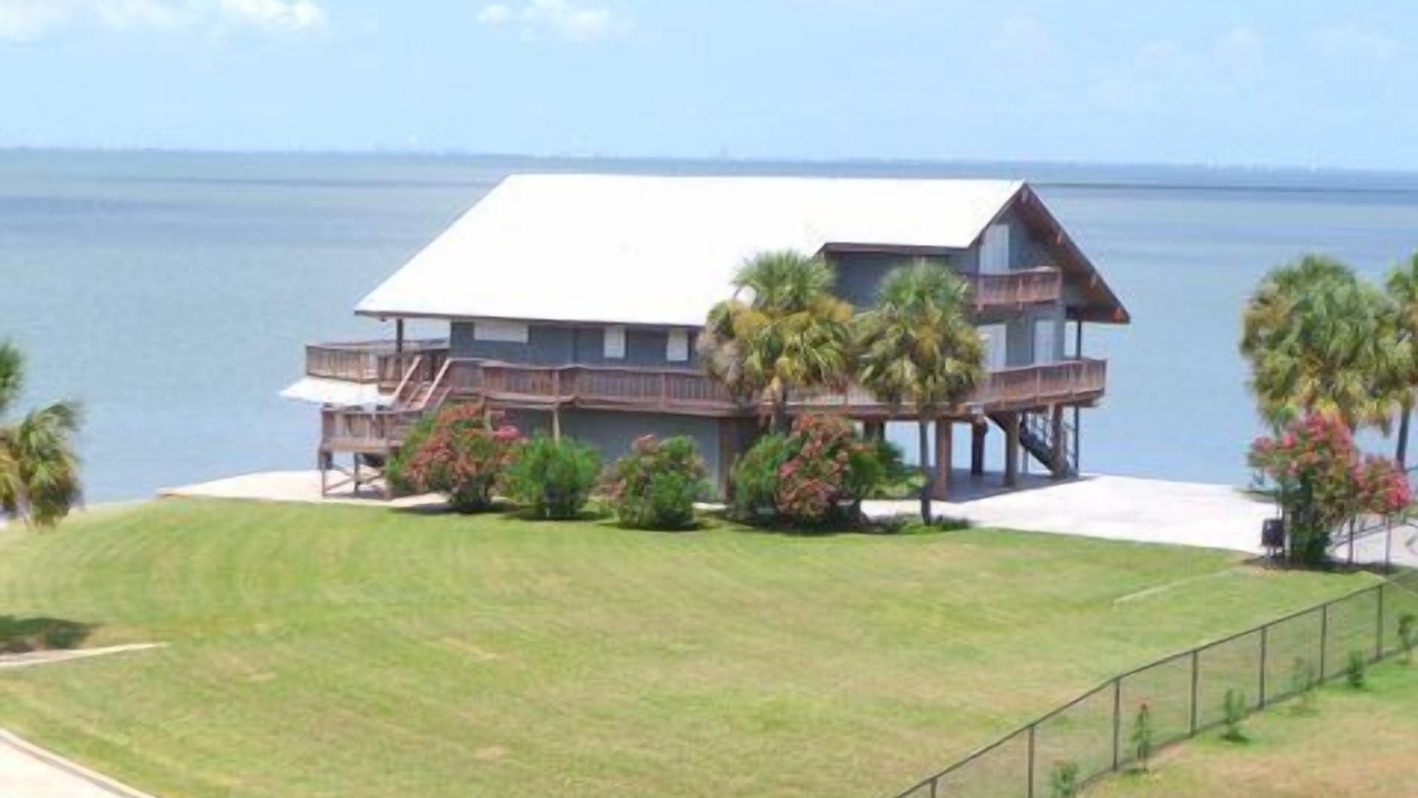 Photo of Outdoor in Jamaica Beach