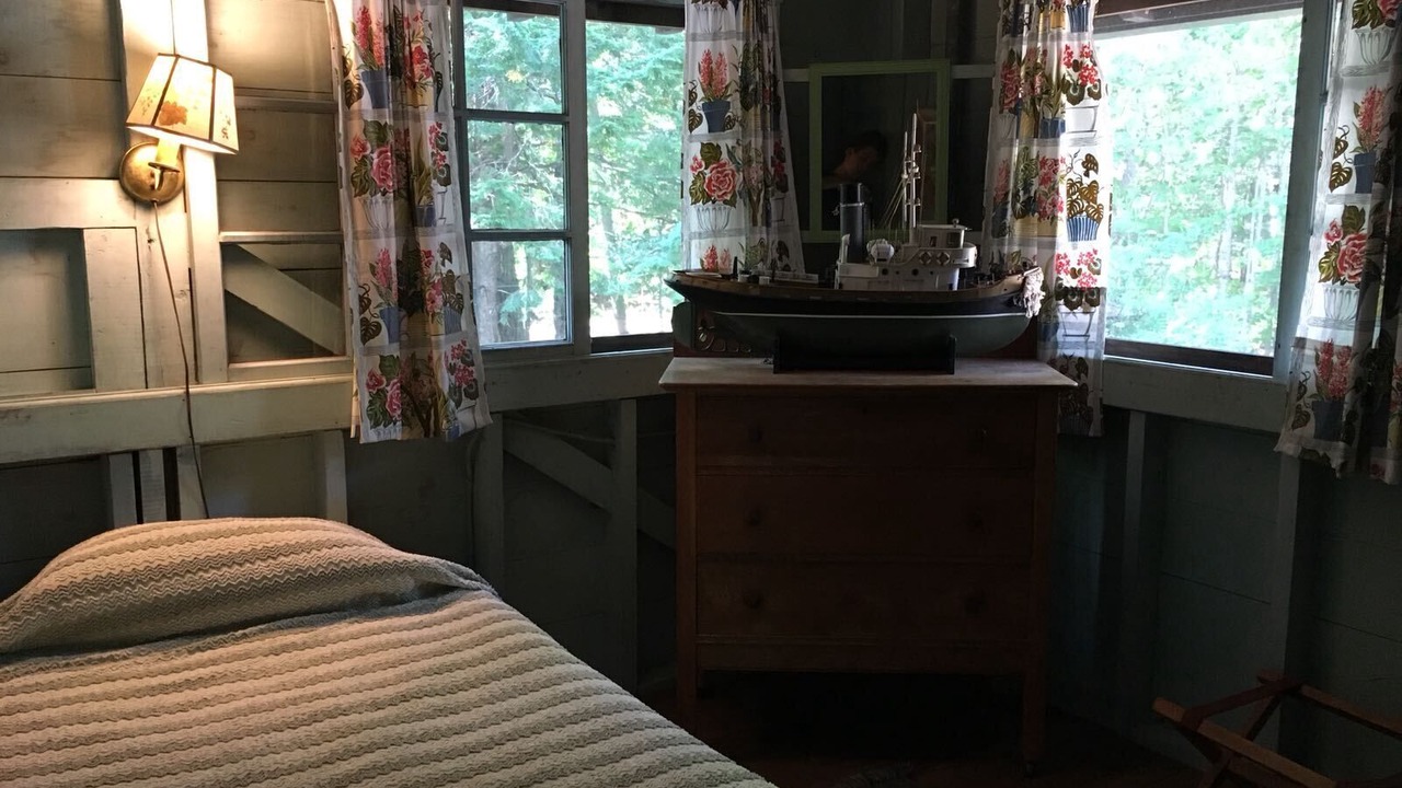 Photo of Bedroom in Moultonborough