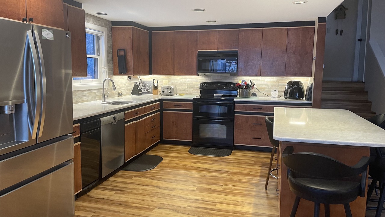 Photo of Kitchen in Newport Center