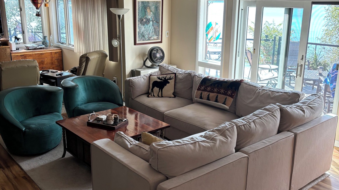 Photo of Bedroom in Newport Center