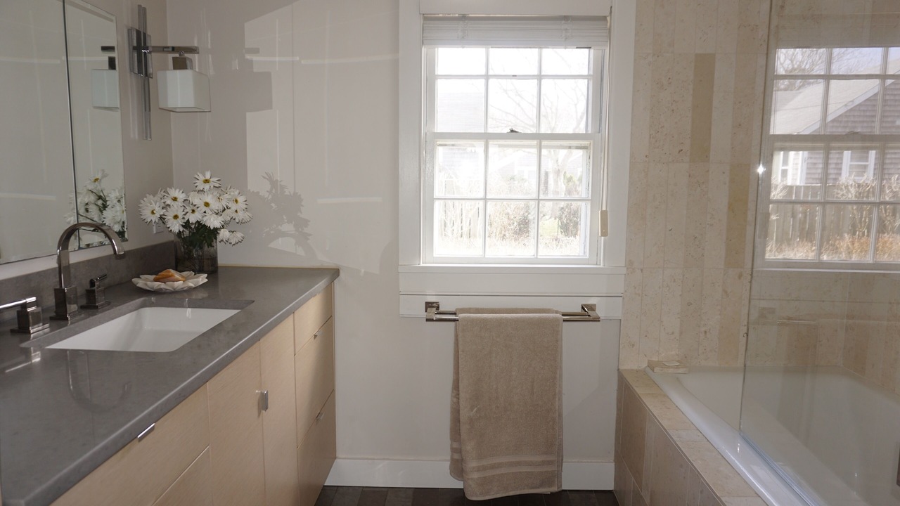 Photo of Bathroom in Siasconset