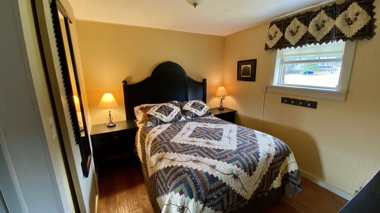 Photo of Bedroom in Pittsburg