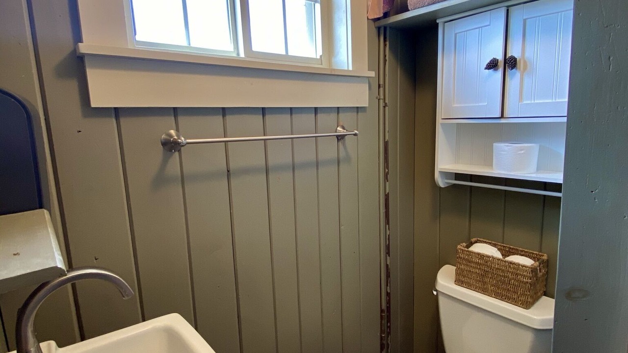 Photo of Bathroom in Pittsburg