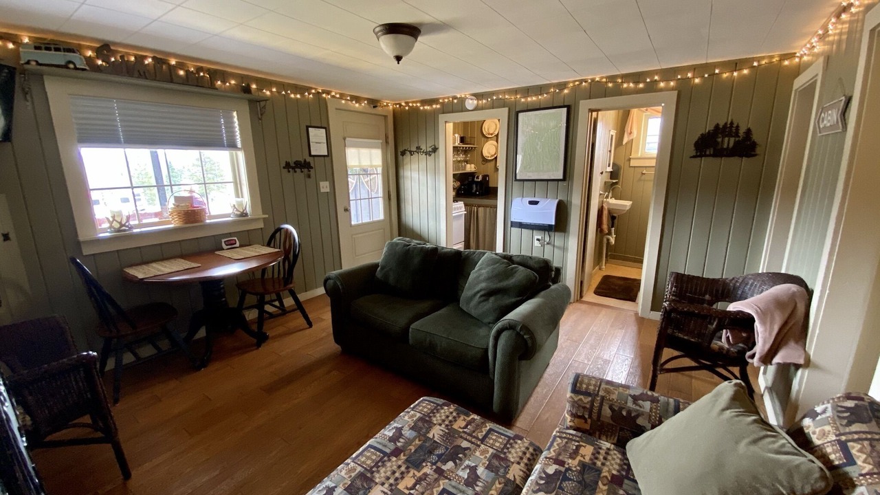 Photo of Livingroom in Pittsburg