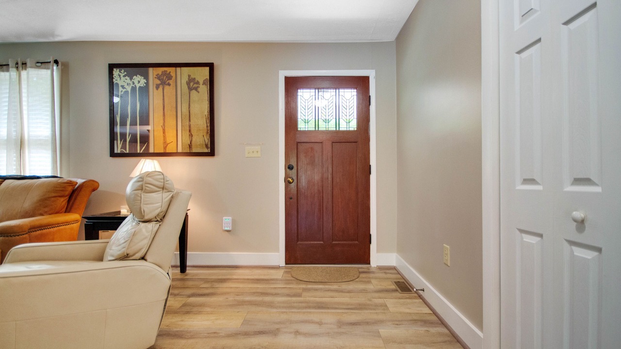 Photo of Livingroom in Staffordsville