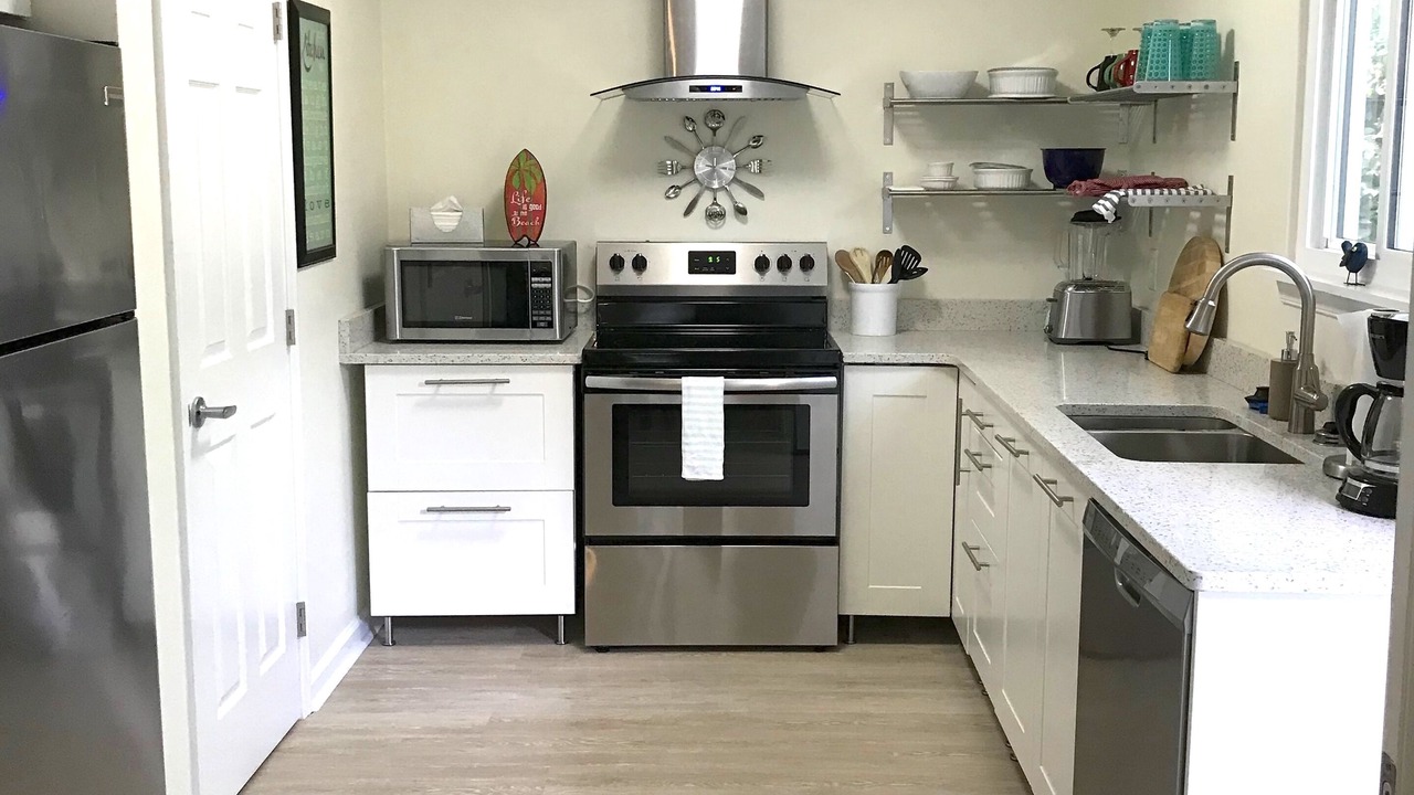 Photo of Kitchen in Chic's Beach