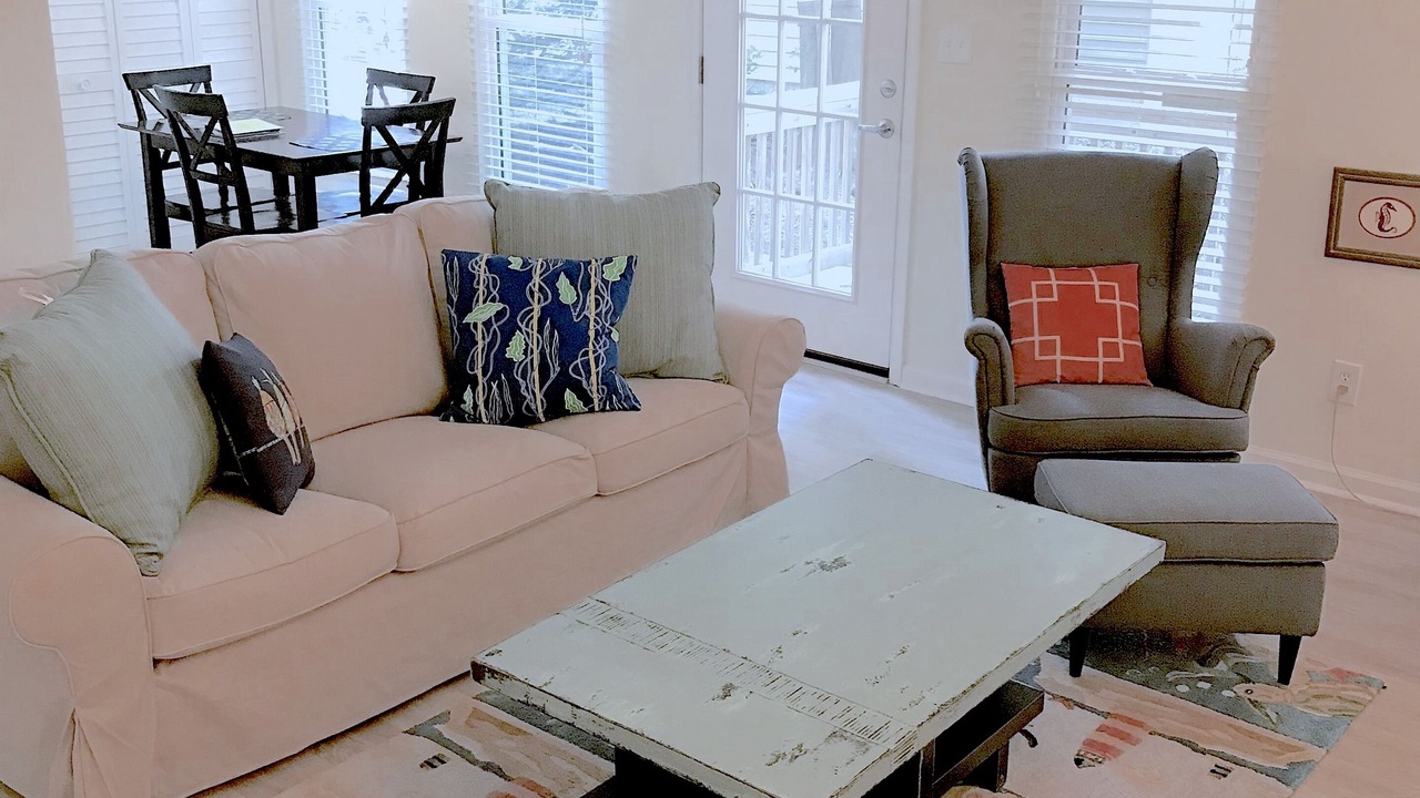 Photo of Livingroom in Chic's Beach