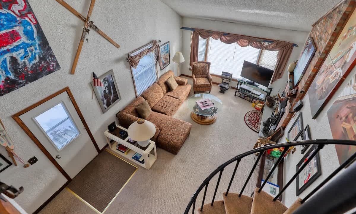 Photo of Livingroom in Little Valley