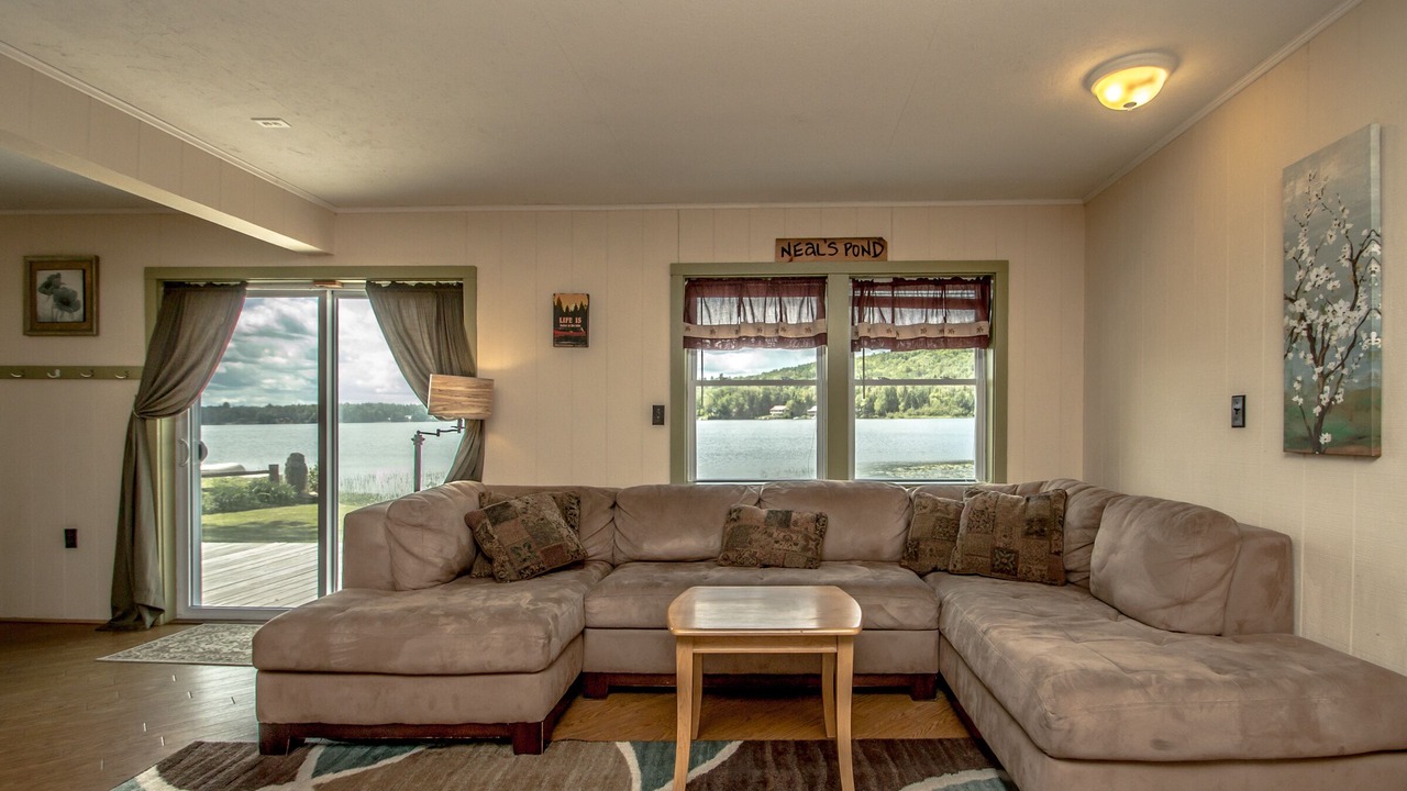 Photo of Livingroom in Lunenburg