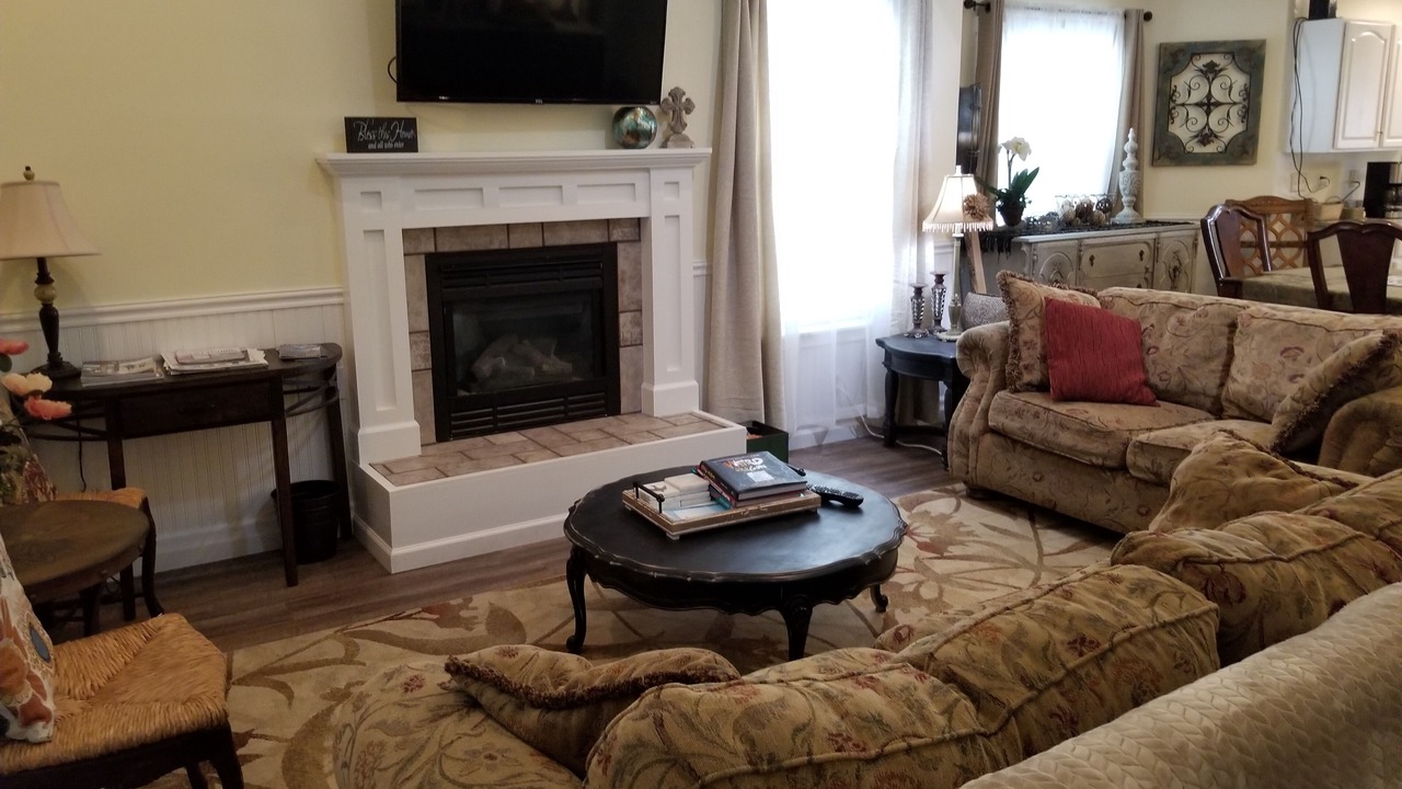 Photo of Livingroom in Lincoln Beach
