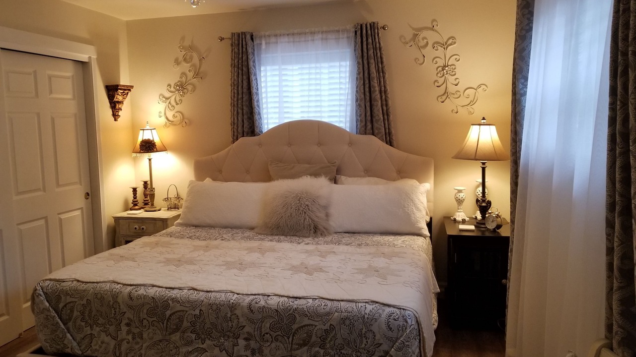 Photo of Bedroom in Lincoln Beach