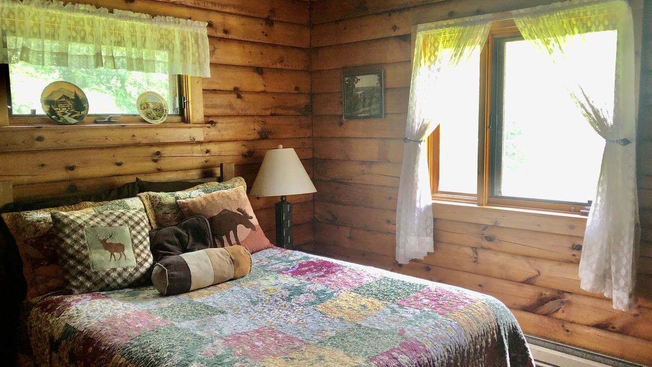 Photo of Bedroom in Phoenicia