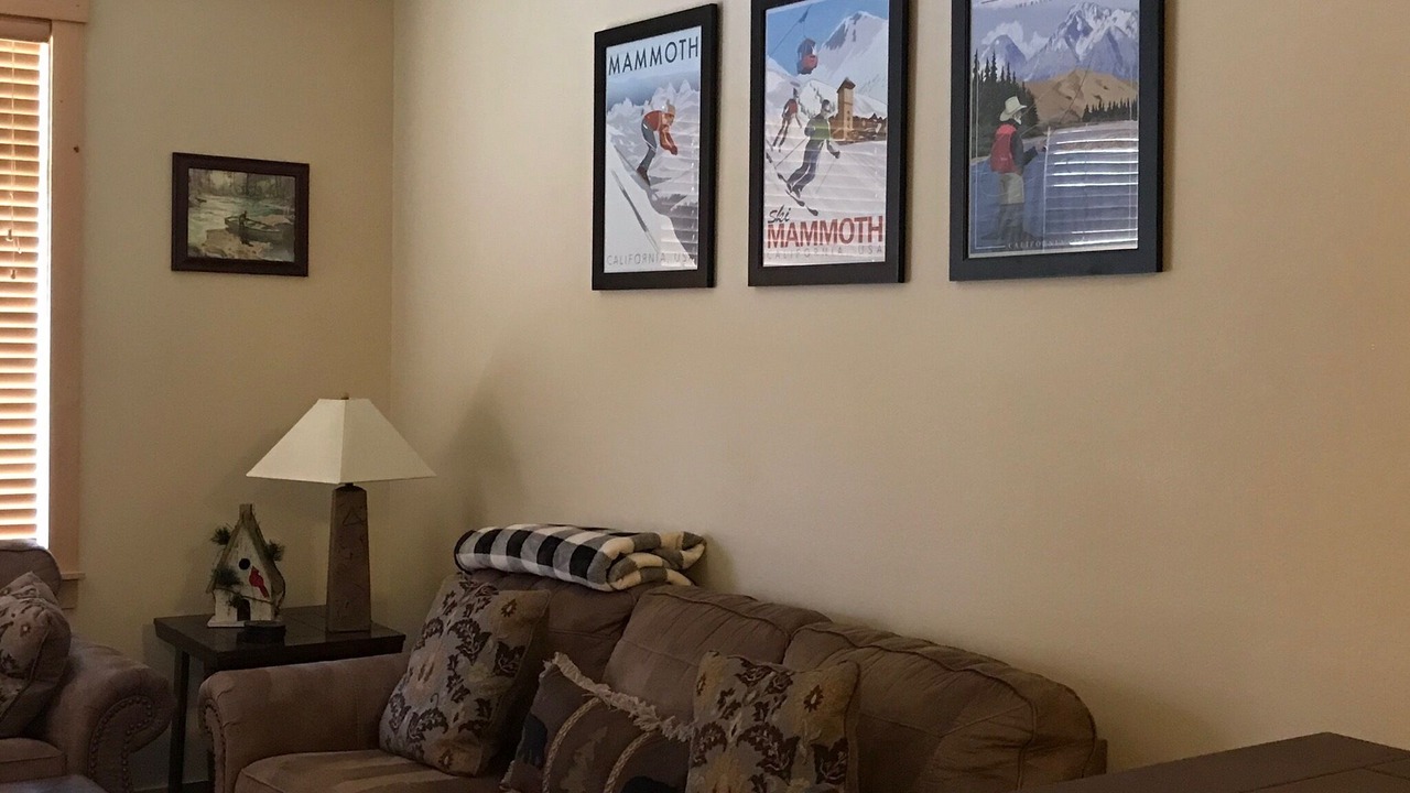Photo of Livingroom in Mammoth Lakes